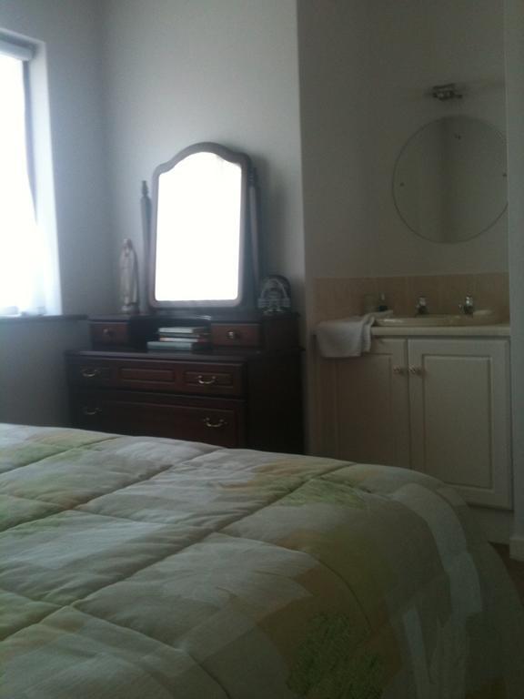 Fort House Bed & Breakfast Kilbeggan Room photo